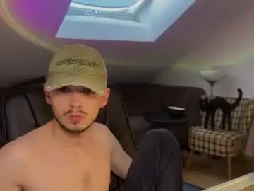 Chaturbate Live Sex Cam of daimon_hall