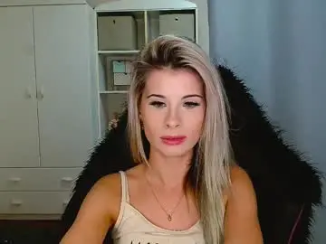 Chaturbate Adult Video Chat of kristineamore