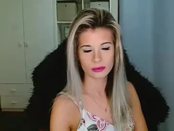 Chaturbate Best live sex cam show of kristineamore