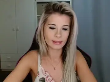 Chaturbate Adult Video Chat of kristineamore