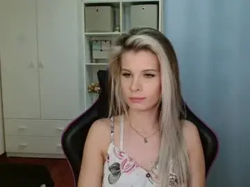 Chaturbate Adult Video Chat of kristineamore