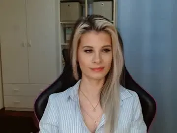 Chaturbate Adult Webcams of kristineamore