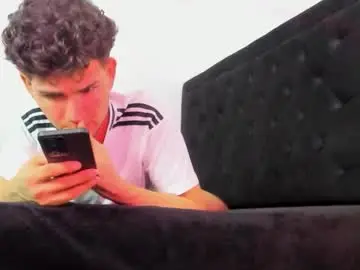 Chaturbate Watch Live Sex Cams of leo183877