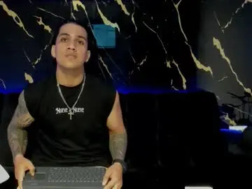 Chaturbate Adult Video Chat of mr_maximo