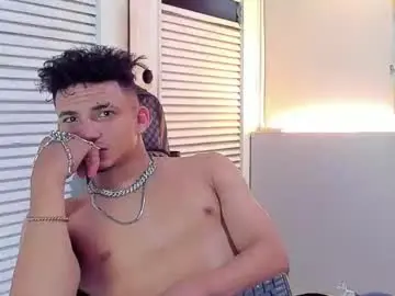 Chaturbate Best live sex cam show of danii_scot