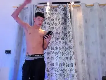 Chaturbate Live Porn of stiiveen_24cm