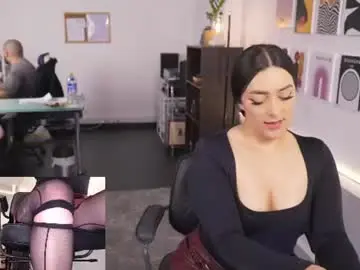 Chaturbate Live Sex Cam of kimberly_clars