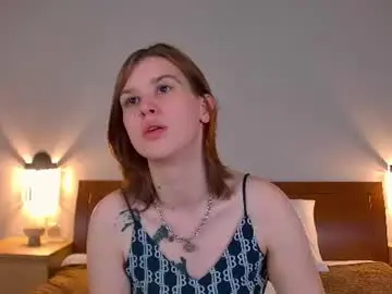 Chaturbate Free Live Porn of lorapuffs