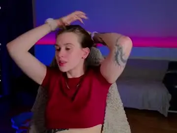 Chaturbate Live Sex Cam of lorapuffs
