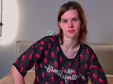 Chaturbate Watch Live Sex Cams of lorapuffs