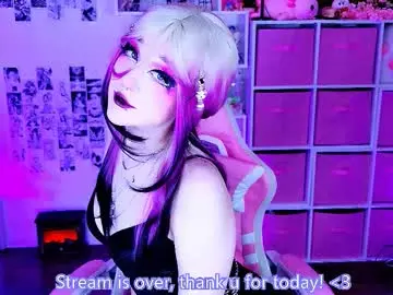 Chaturbate Live Sex Cam of aki__ra