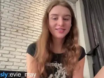 Chaturbate Free Live Porn of evie_may