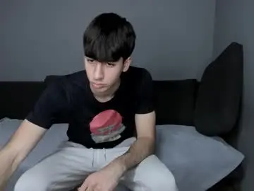 Chaturbate Adult Webcam of hotflirtyfella