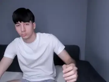 Chaturbate Free Live Porn of hotflirtyfella