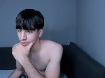 Chaturbate Free Porn Cam of hotflirtyfella