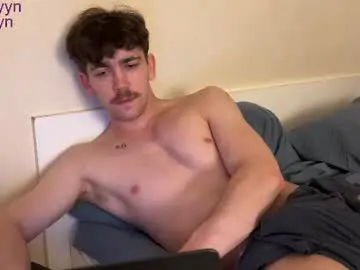 Chaturbate Best live sex cam show of luca_syn