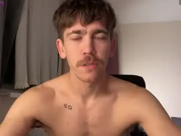 Chaturbate Best live sex cam show of luca_syn
