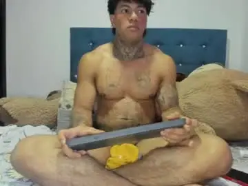 Chaturbate Free Porn Cam of alessia_hot1