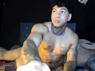 Chaturbate Live Sex Cam of alessia_hot1