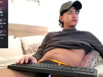 Chaturbate Watch Live Sex Cams of olly_jerez