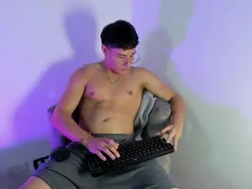 Chaturbate Live Sex Cam of angel_montalvan