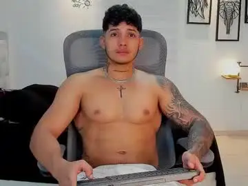 Chaturbate Watch Live Sex Cams of lunay_xtreemboy