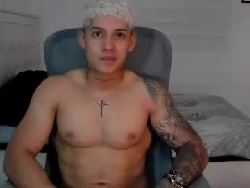 Chaturbate Live Porn of lunay_xtreemboy