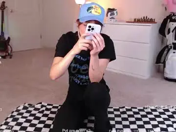 Chaturbate Live Porn of petitebrat