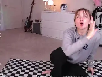 Chaturbate Nude Webcam of petitebrat