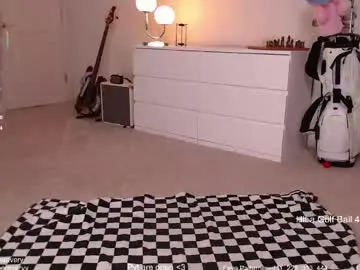 Chaturbate Best live sex cam show of petitebrat