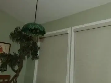 Chaturbate Best live sex cam show of ellalowe