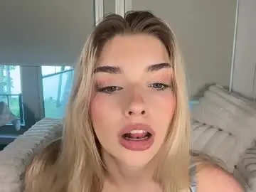 Chaturbate Nude Webcam of ellalowe