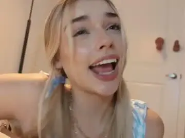 Chaturbate Live Porn of ellalowe
