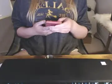 Chaturbate Live Sex Cam of kymchi