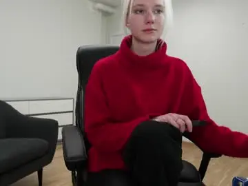 Chaturbate Live Sex Cam of agelina_summer