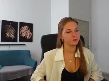 Chaturbate Best live sex cam show of agelina_summer