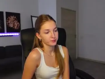 Chaturbate Free Porn Cam of agelina_summer