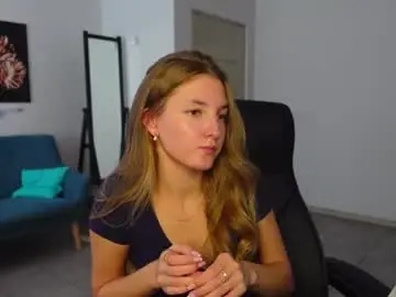 Chaturbate Best live sex cam show of agelina_summer