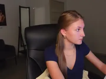 Chaturbate Free Live Porn of agelina_summer