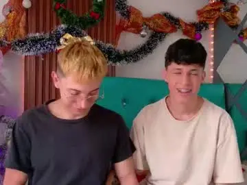 Chaturbate Sex Cam of boys_2_play