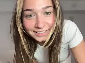 Chaturbate Live Porn of elenahere4u