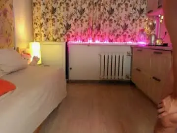 Chaturbate Live Sex Cam of bedroomvhs