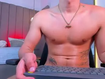 Chaturbate Best live sex cam show of benjamin_more