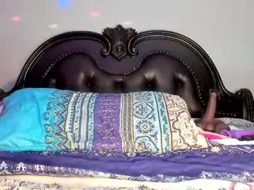 Chaturbate Watch Live Sex Cams of bigbuttsarena
