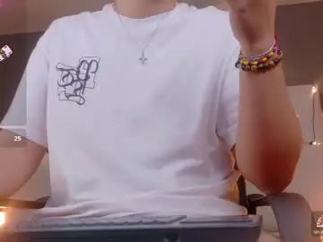 Chaturbate Live Porn of liamthunder05_