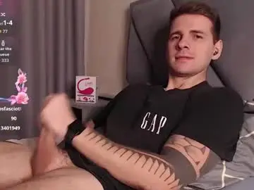 Chaturbate Best live sex cam show of mr_longboy