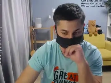 Chaturbate Watch Live Sex Cams of sexxxdickbig