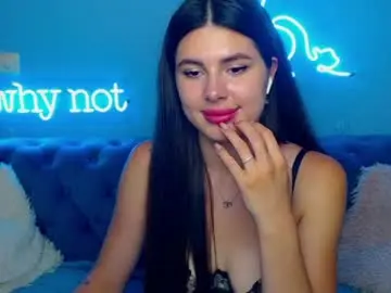 Chaturbate Live Sex Cam of viollinalv