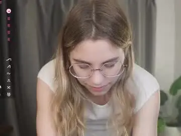 Chaturbate Free Porn Cam of cutefluffy