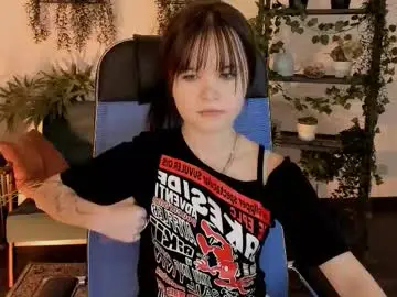 Chaturbate Live Sex Cam of elainebeness